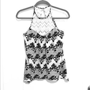 Candie’s black and white tank